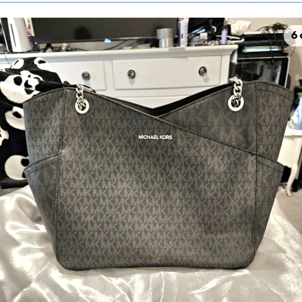 Michael Kors Black Shoulder Bag with Silver Chain & Matching Wallet